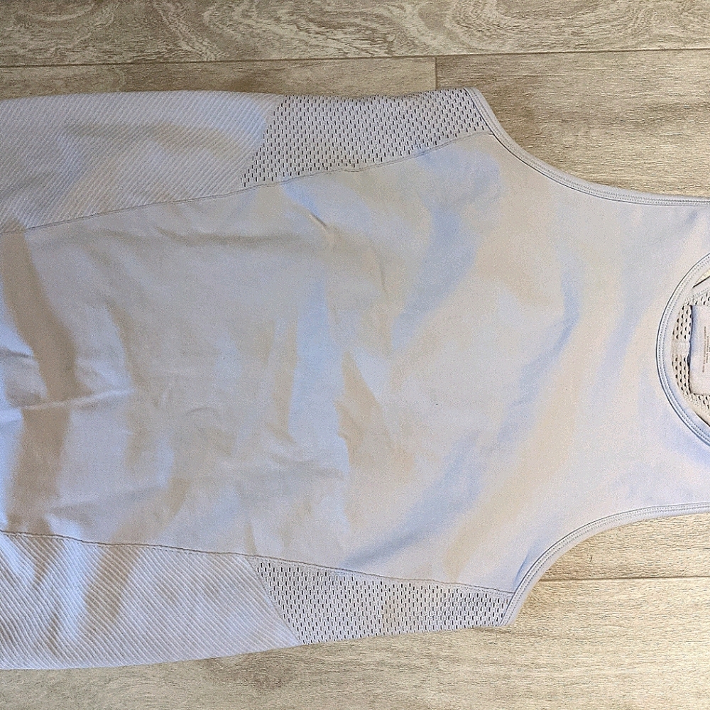 Athleta light colored tank